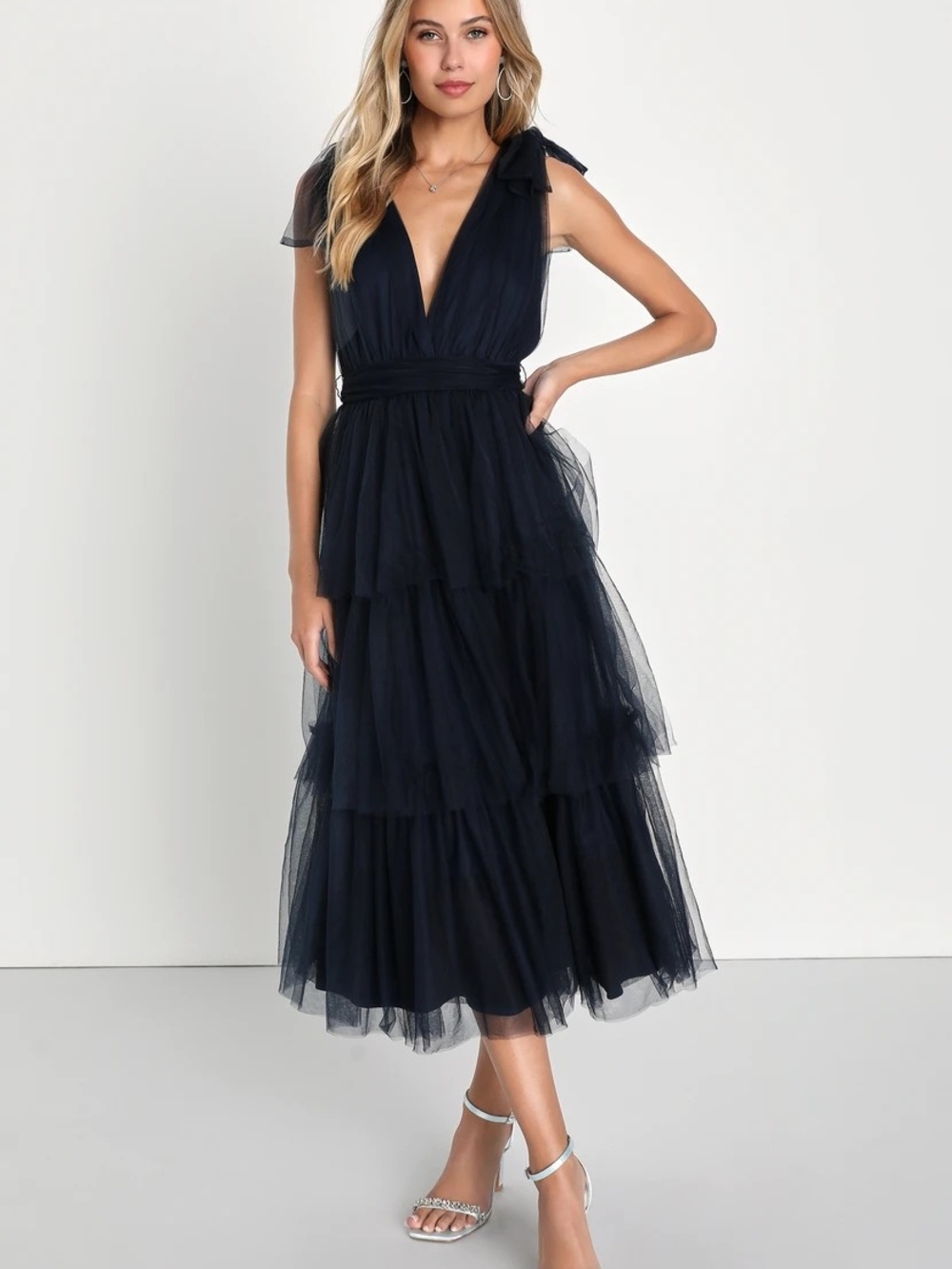 Lulu's Midnight Navy Tulle V-Neck Prom Dress